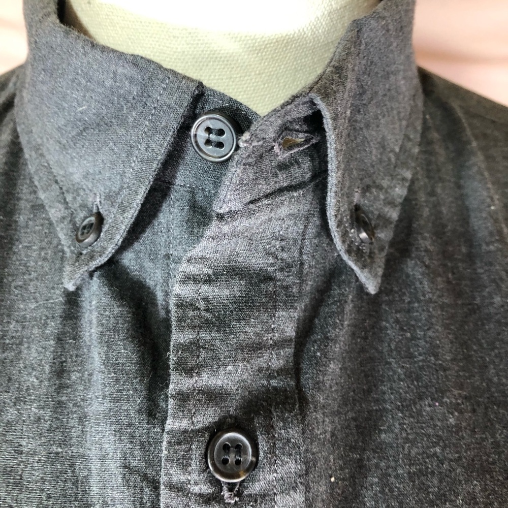 Ladies Long-Sleeve Button-Down Shirt - Charcoal Gray Size Small Banana Republic - Picture 7 of 13
